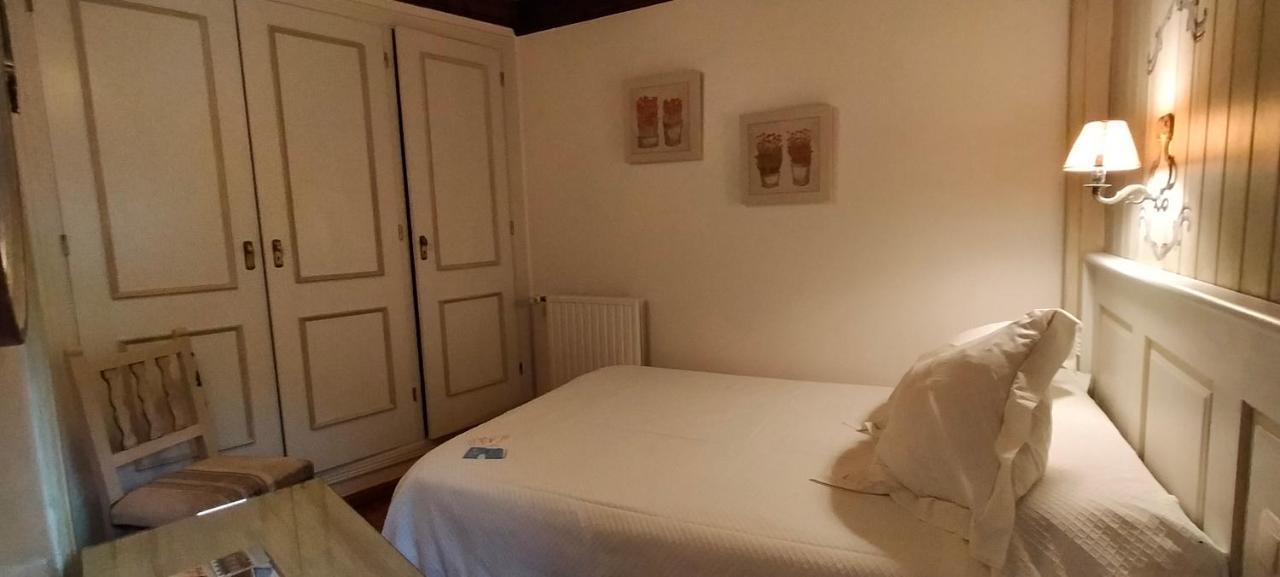 Hotel Villa De Торла Екстериор снимка