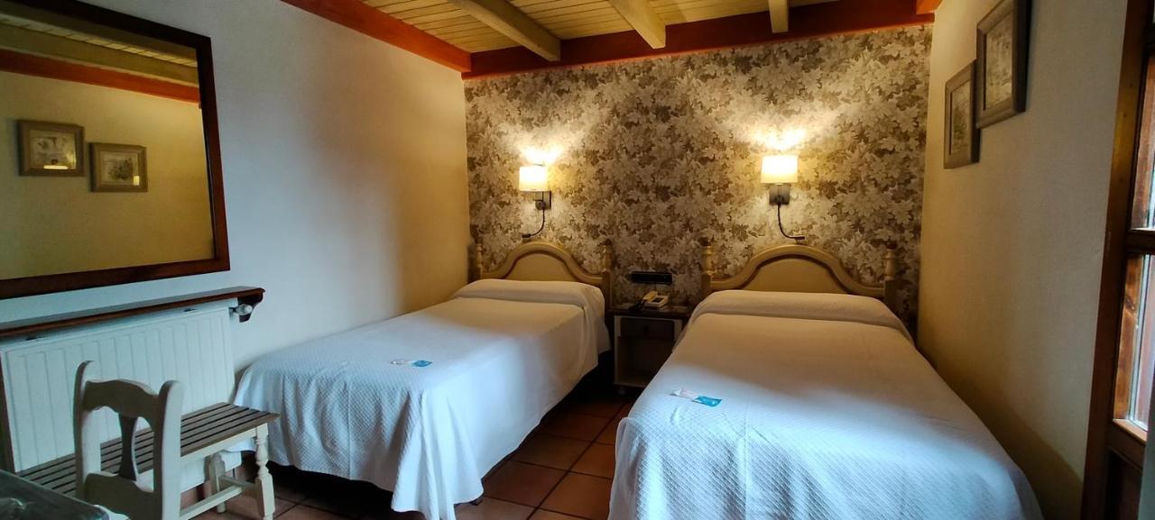 Hotel Villa De Торла Екстериор снимка