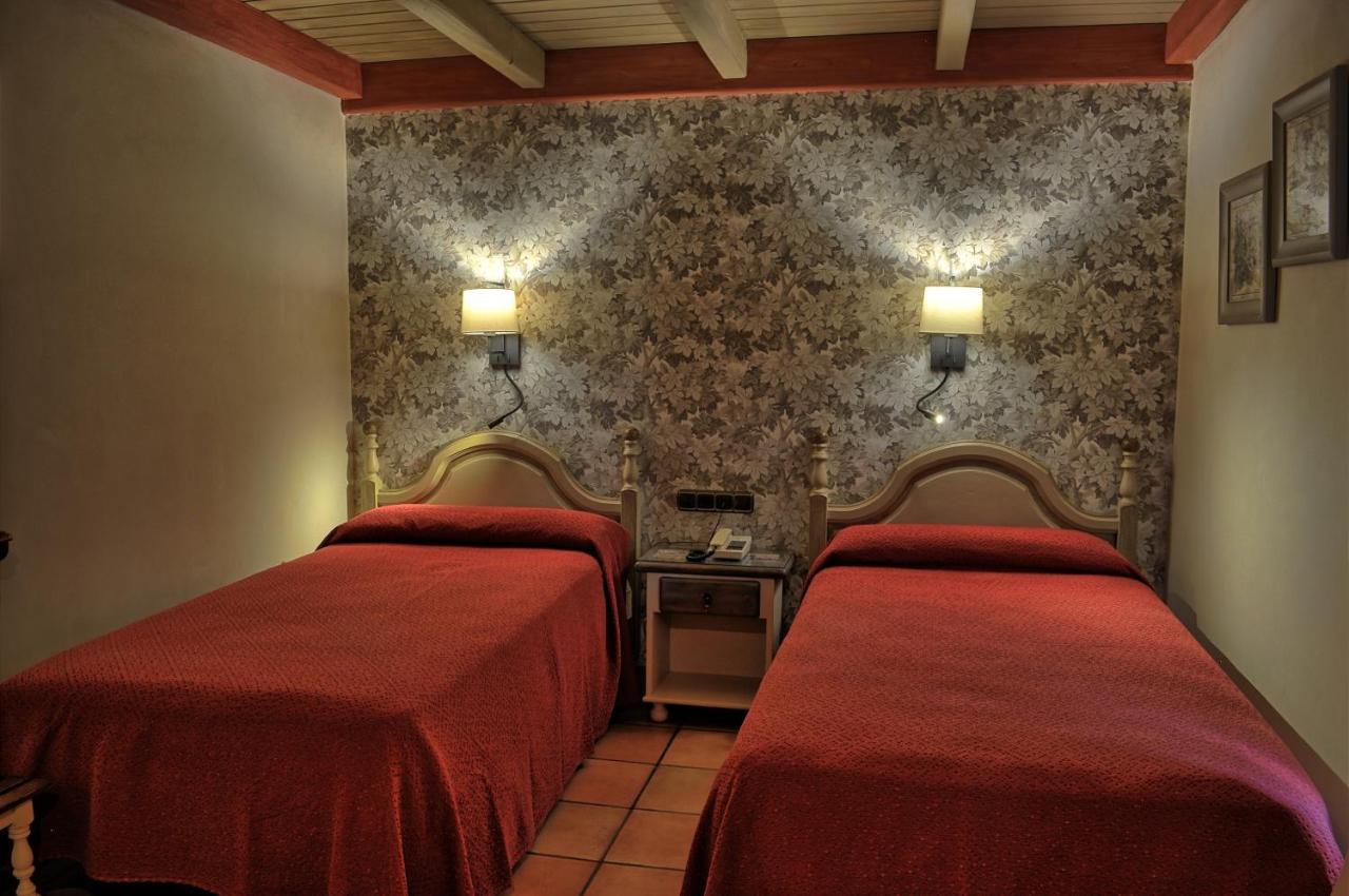 Hotel Villa De Торла Екстериор снимка
