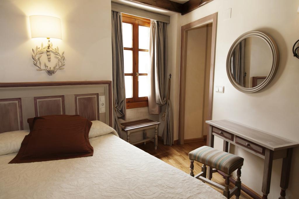 Hotel Villa De Торла Екстериор снимка