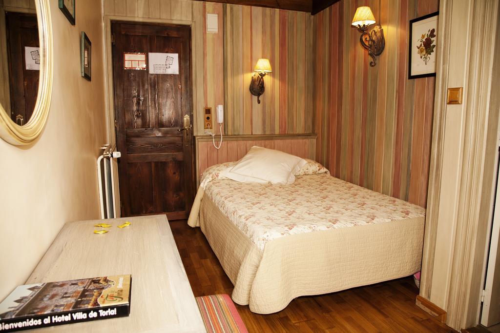 Hotel Villa De Торла Екстериор снимка